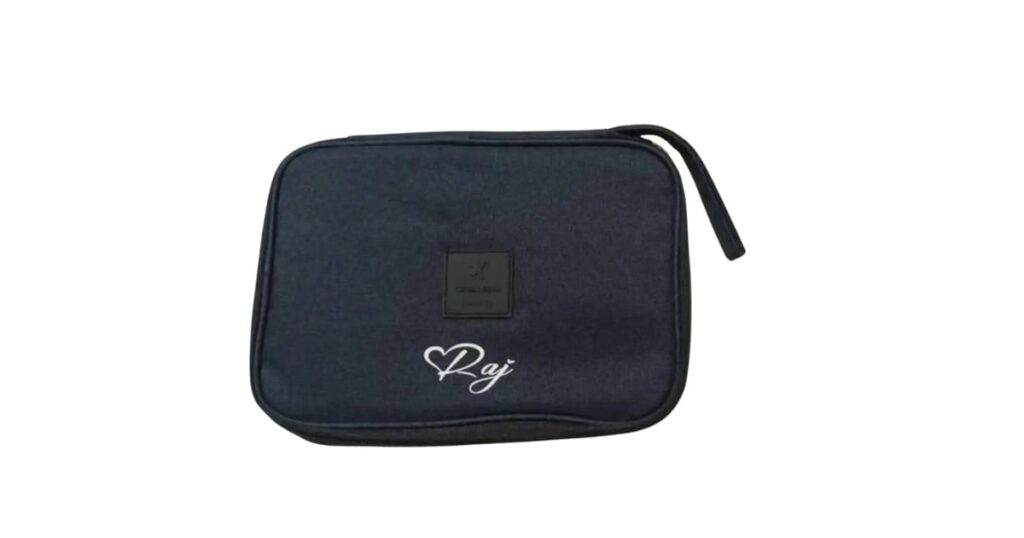 Travel gifts like travel digital pouch